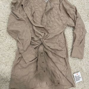 ASOS DESIGN Front Knot Dress Shirt with Knot- 10 Camel